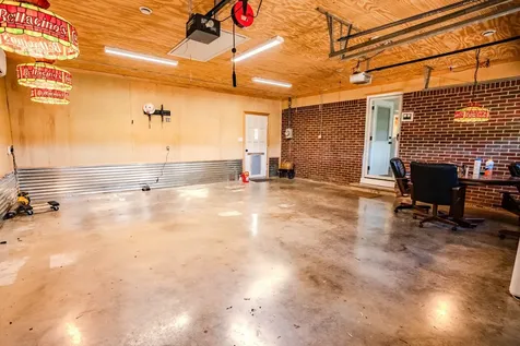 20510 Old Elkmont Road Athens AL 35614