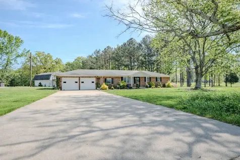 20510 Old Elkmont Road Athens AL 35614