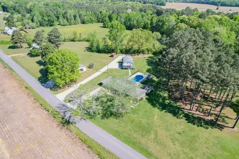 20510 Old Elkmont Road Athens AL 35614