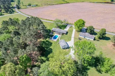 20510 Old Elkmont Road Athens AL 35614