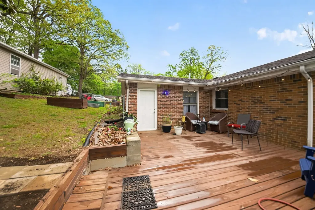 327 Dunbar Cave Road Clarksville TN 37043