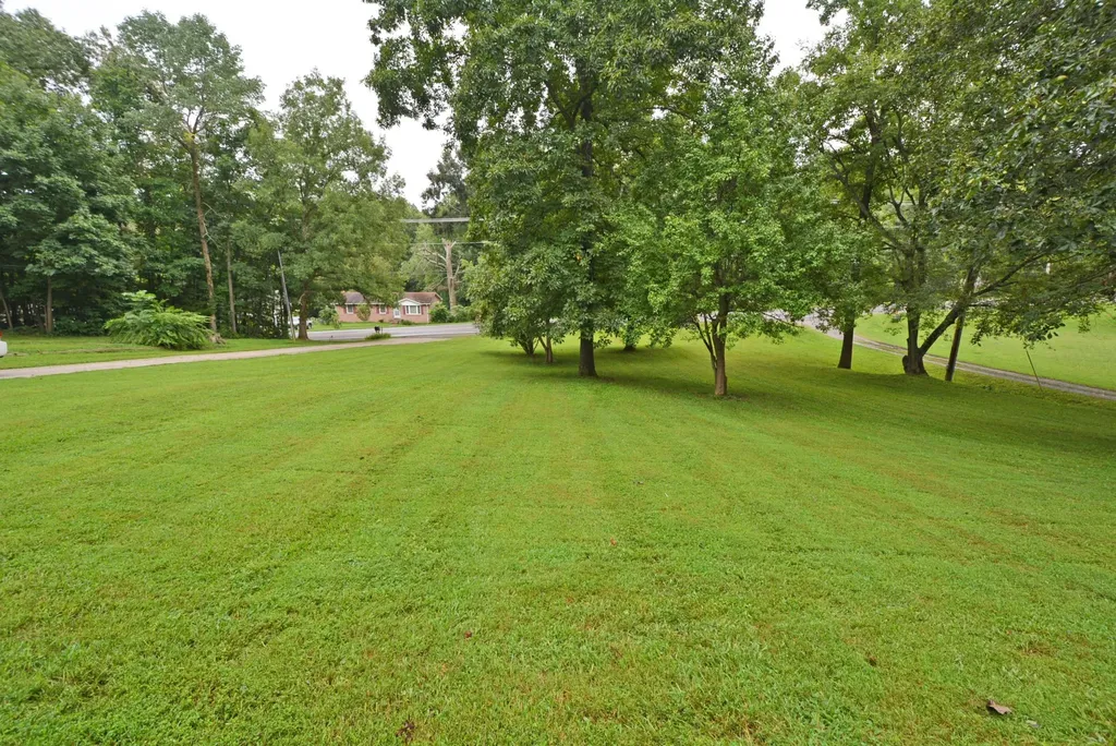 327 Dunbar Cave Road Clarksville TN 37043