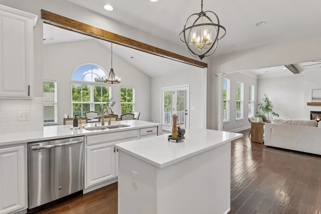 5012 Rockport Avenue Franklin TN 37064