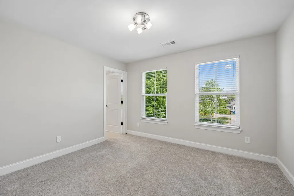 5012 Rockport Avenue Franklin TN 37064