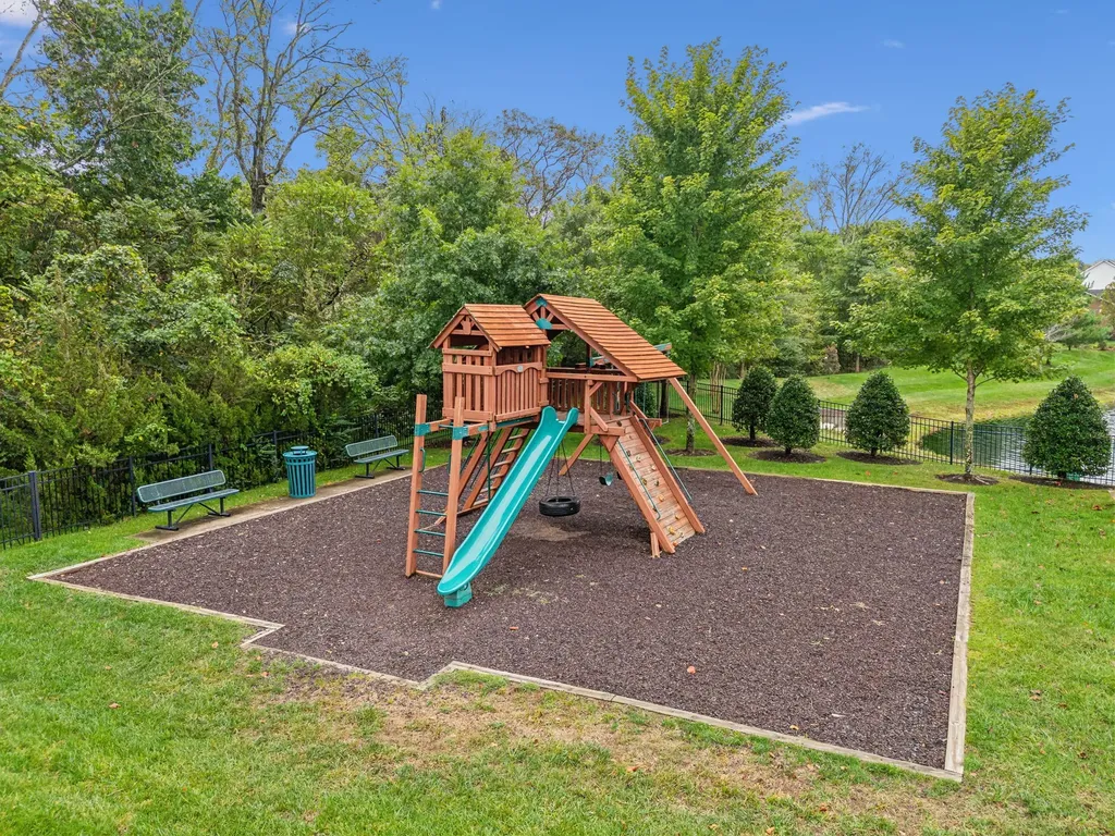 5012 Rockport Avenue Franklin TN 37064
