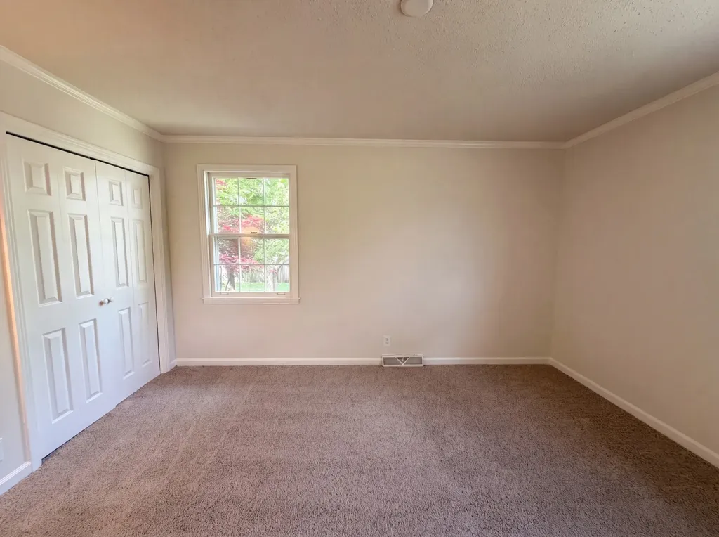 242 Kingswood Drive Clarksville TN 37043