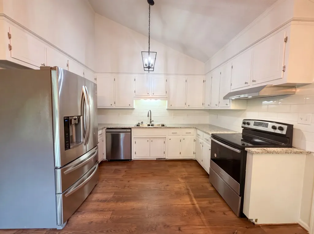 242 Kingswood Drive Clarksville TN 37043