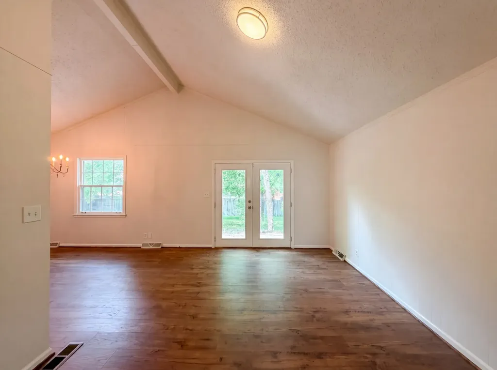 242 Kingswood Drive Clarksville TN 37043