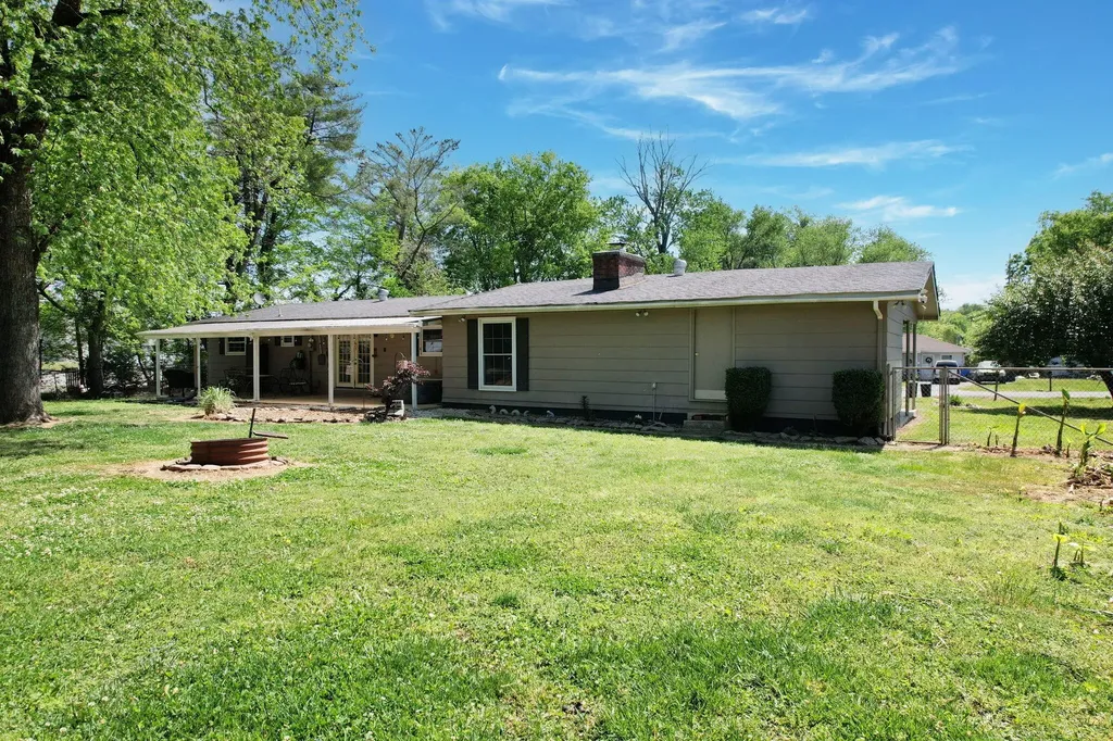 461 Yoakum Street Dayton TN 37321