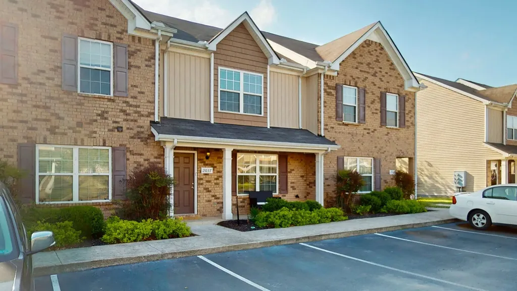 2037 Debonair Lane Murfreesboro TN 37128
