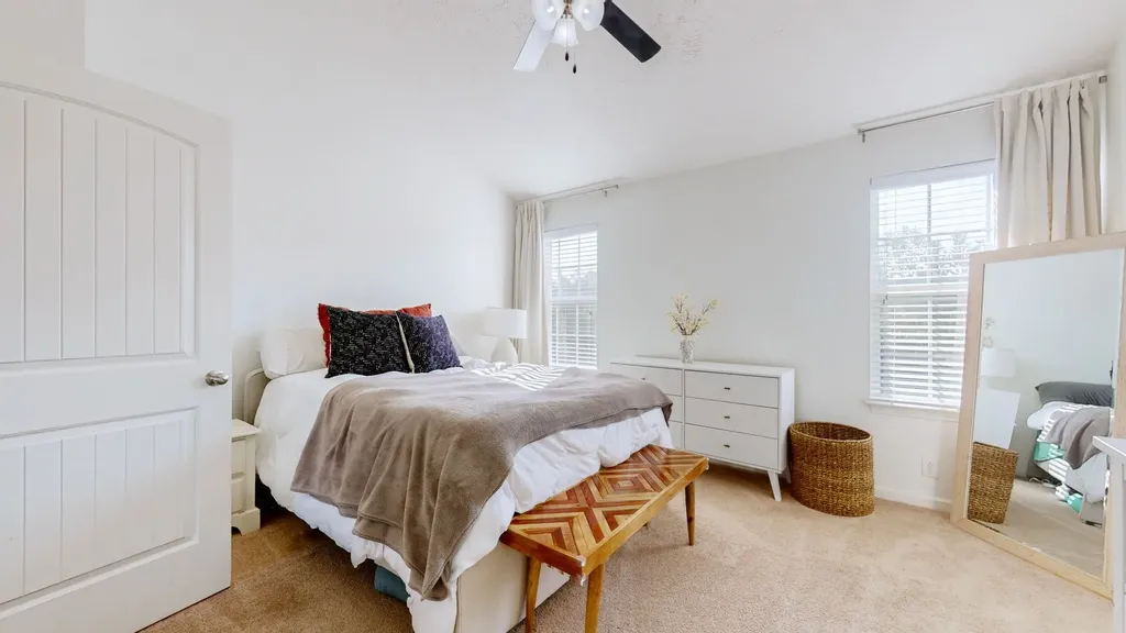 2037 Debonair Lane Murfreesboro TN 37128