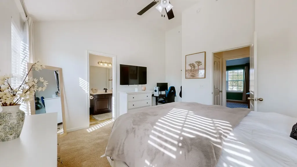 2037 Debonair Lane Murfreesboro TN 37128