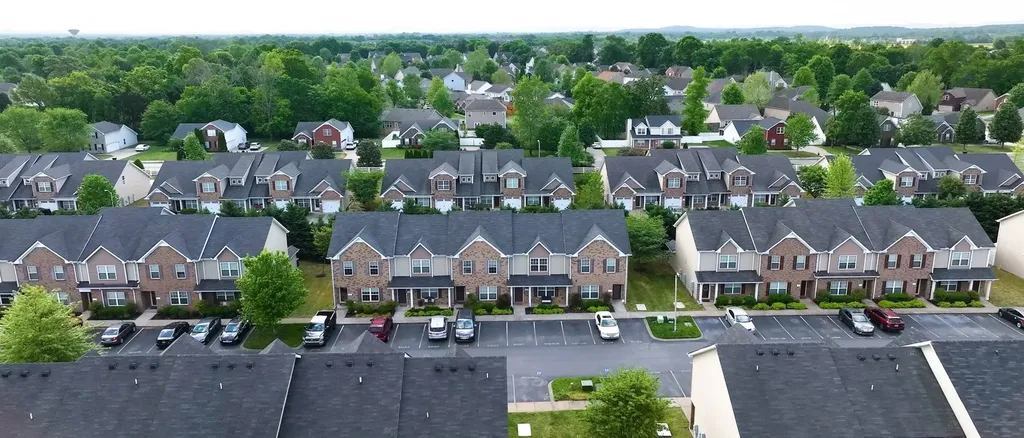 2037 Debonair Lane Murfreesboro TN 37128