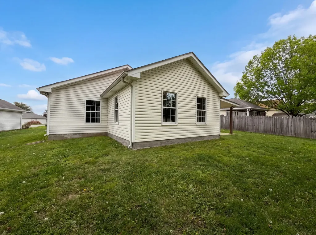112 Westchester Drive White House TN 37188