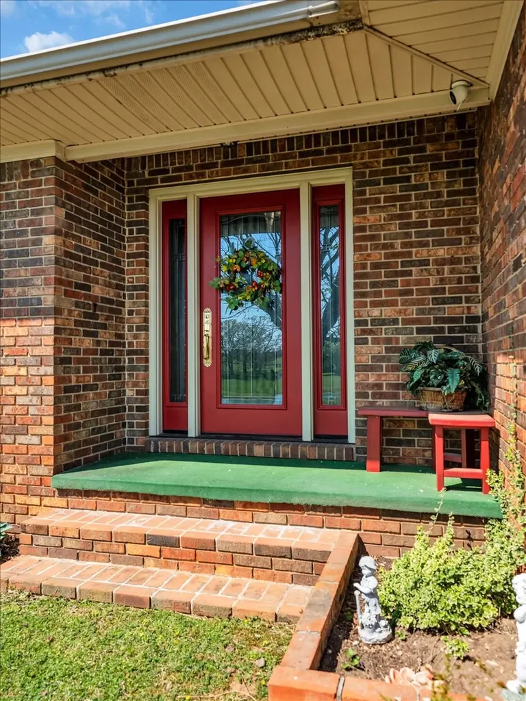 1435 Hennessee Bridge Road Rock Island TN 38581