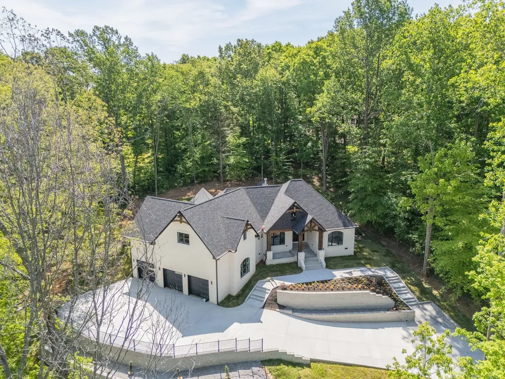 126 Dogwood Court Dickson TN 37055
