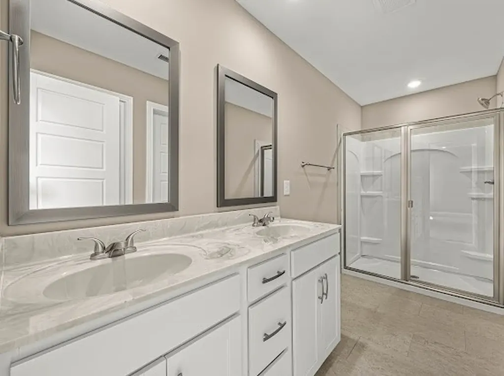 313 Cardinal Creek Clarksville TN 37040