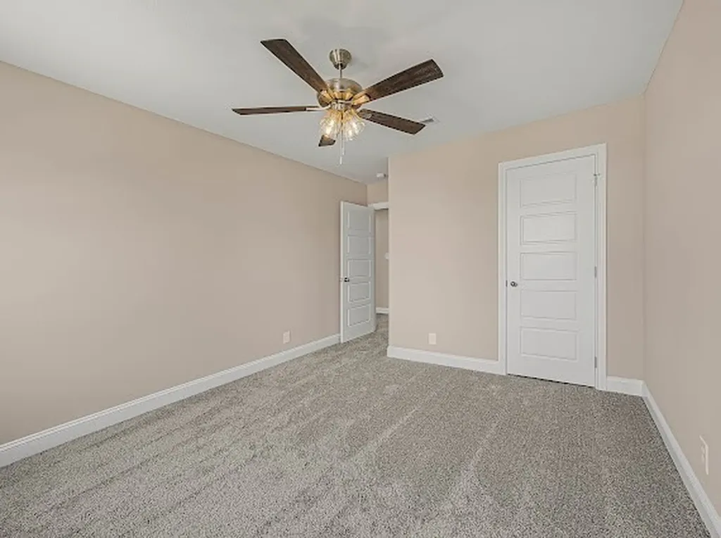 313 Cardinal Creek Clarksville TN 37040