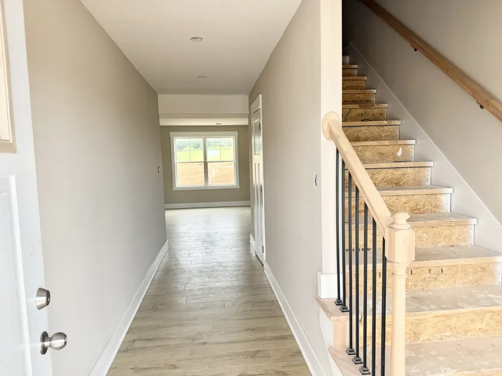 313 Cardinal Creek Clarksville TN 37040