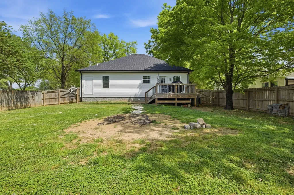 143 Coles Ferry Road Gallatin TN 37066