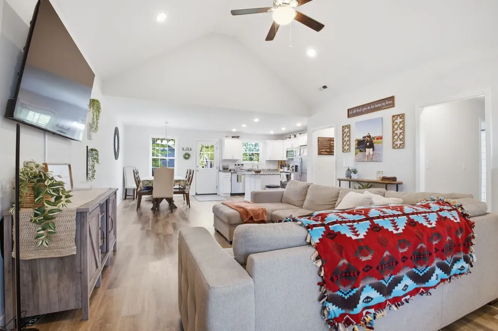 143 Coles Ferry Road Gallatin TN 37066