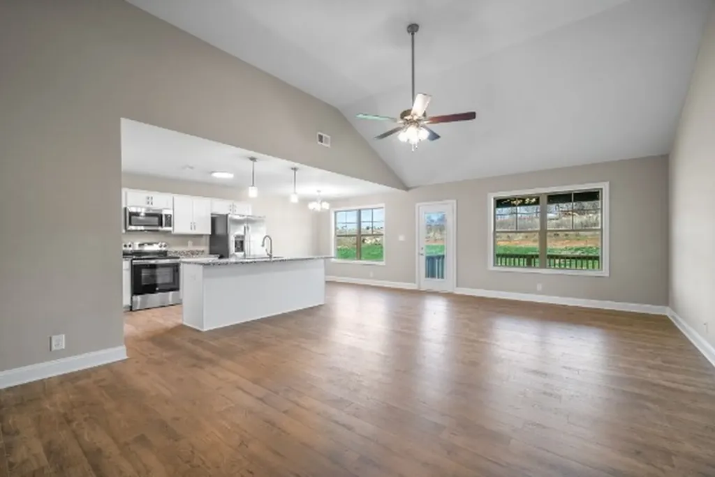 314 Cardinal Creek Clarksville TN 37040