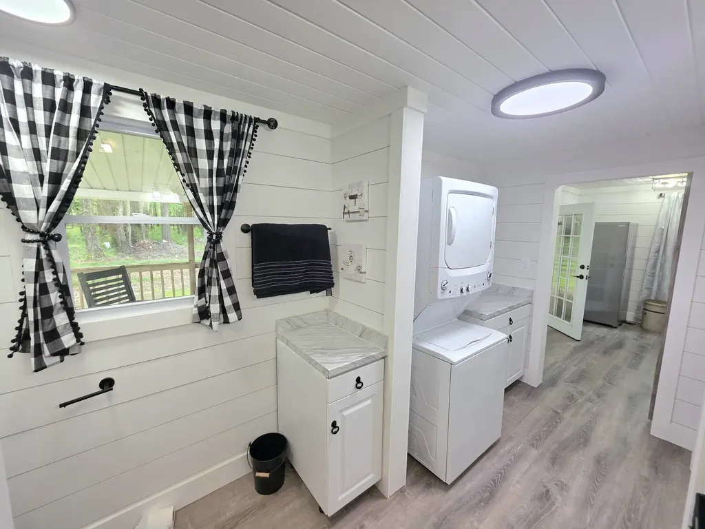 1151 Dry Creek Road Smithville TN 37166