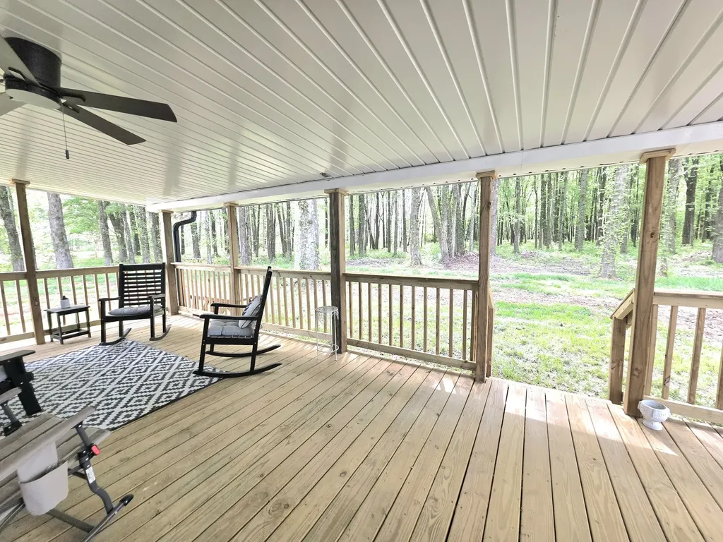 1151 Dry Creek Road Smithville TN 37166