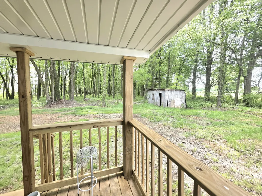1151 Dry Creek Road Smithville TN 37166