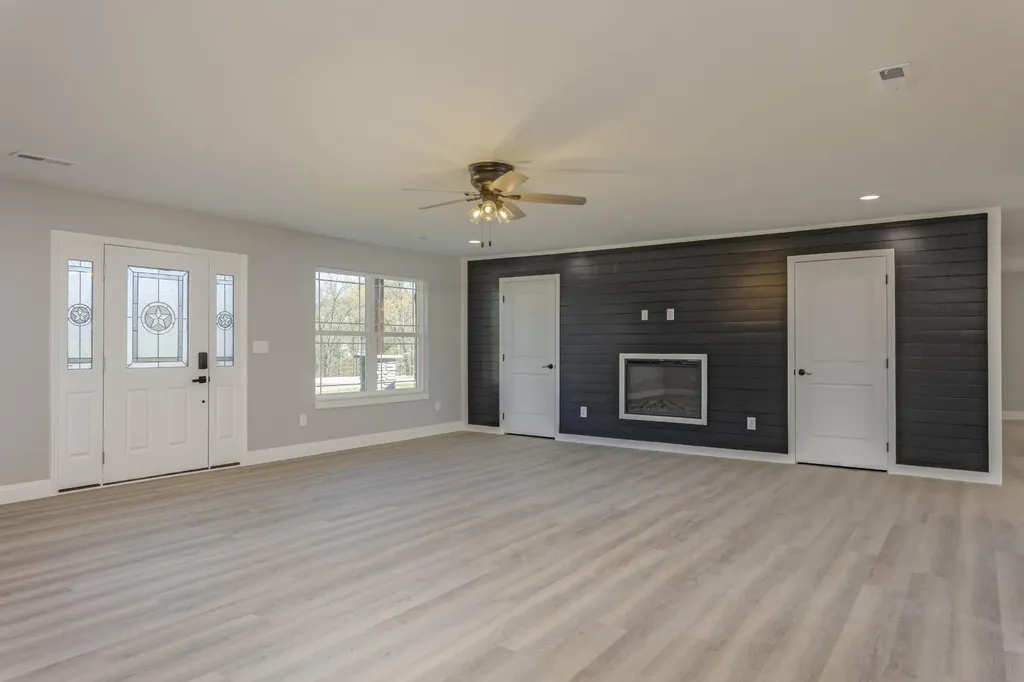 388 Edgewater Avenue Dayton TN 37321