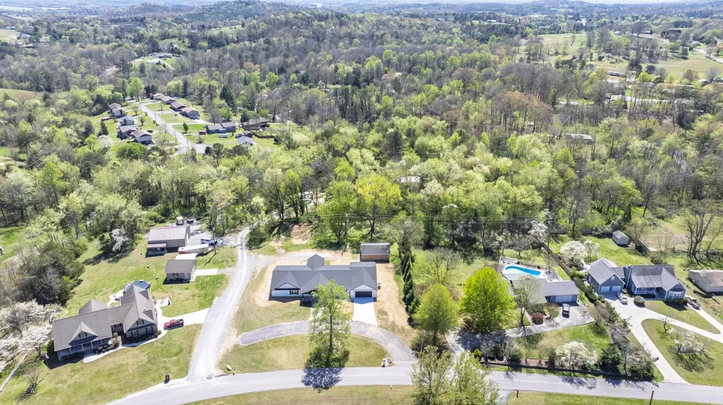 388 Edgewater Avenue Dayton TN 37321
