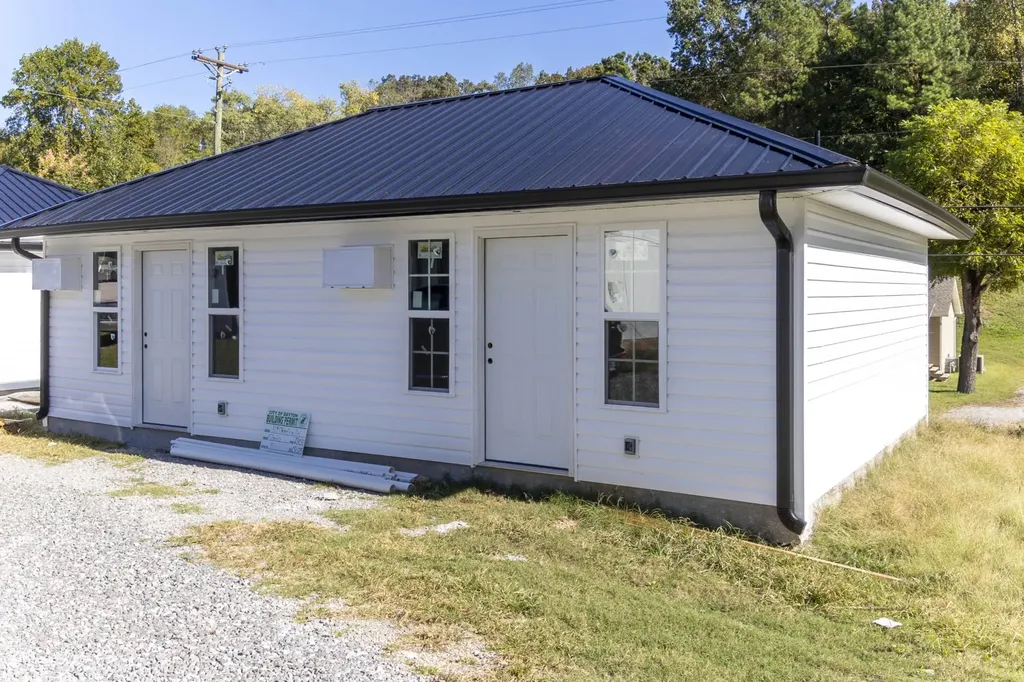 1305 Old Washington Highway Dayton TN 37321