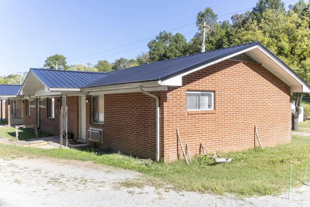 1305 Old Washington Highway Dayton TN 37321