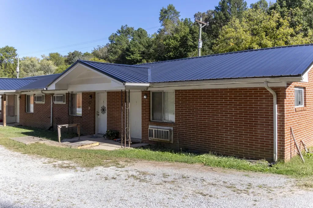1305 Old Washington Highway Dayton TN 37321