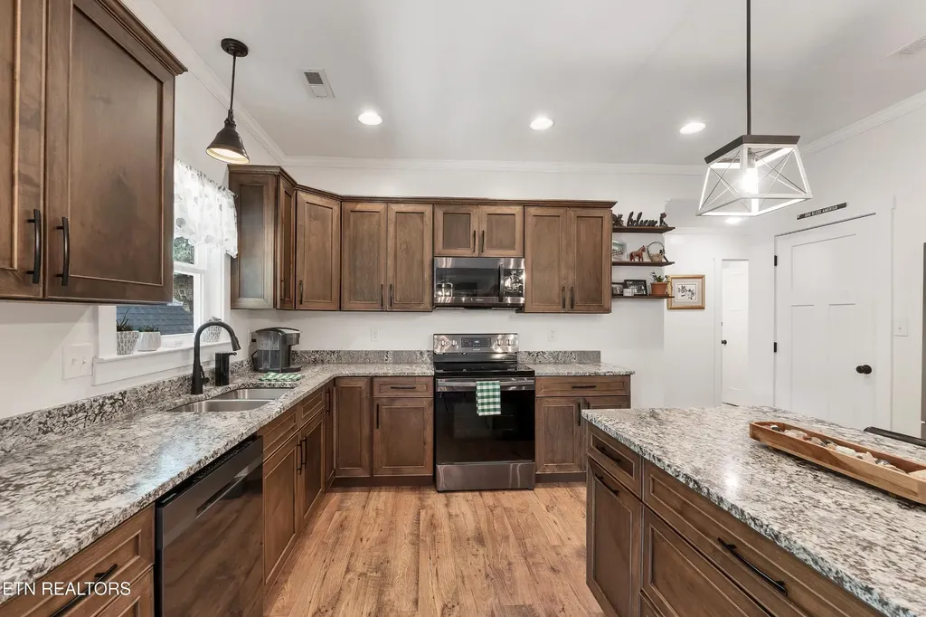 1508 Roxy Lane Maryville TN 37803
