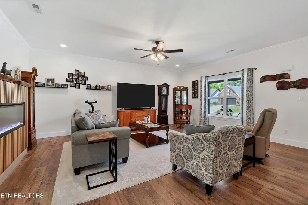 1508 Roxy Lane Maryville TN 37803