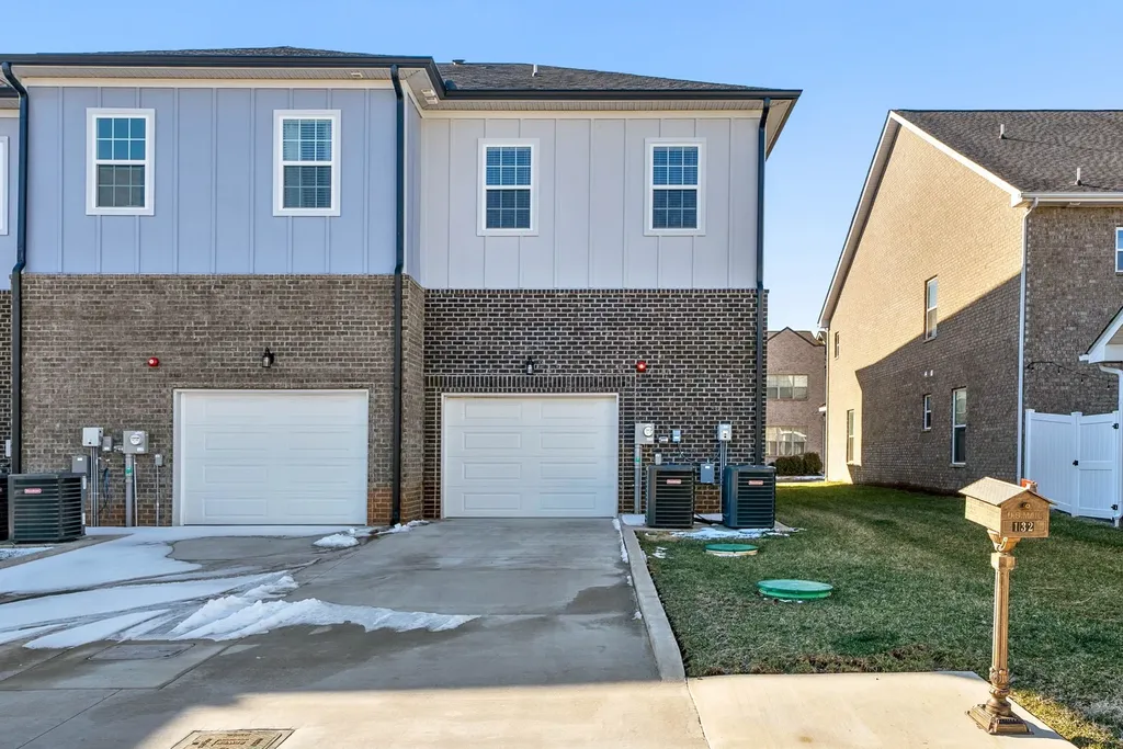 132 Savannah Avenue Pleasant View TN 37146