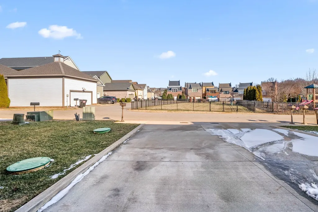 132 Savannah Avenue Pleasant View TN 37146
