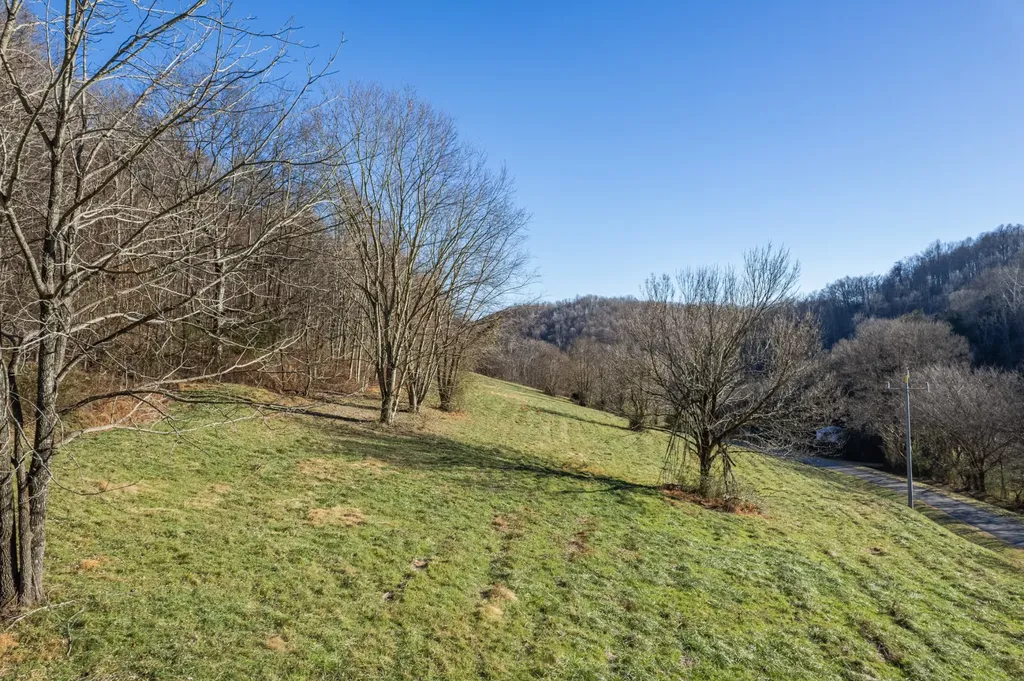 2149 Talley Road Belfast TN 37019