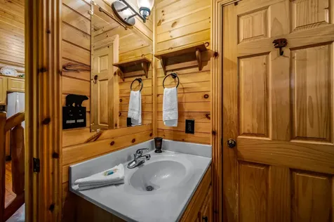 3225 Smoky Ridge Way Sevierville TN 37862