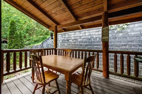 3225 Smoky Ridge Way Sevierville TN 37862