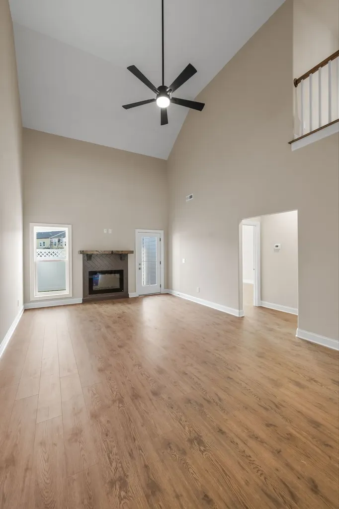 1915 Gracie Bug Loop Murfreesboro TN 37128