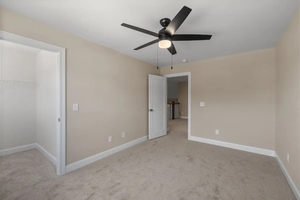 1915 Gracie Bug Loop Murfreesboro TN 37128