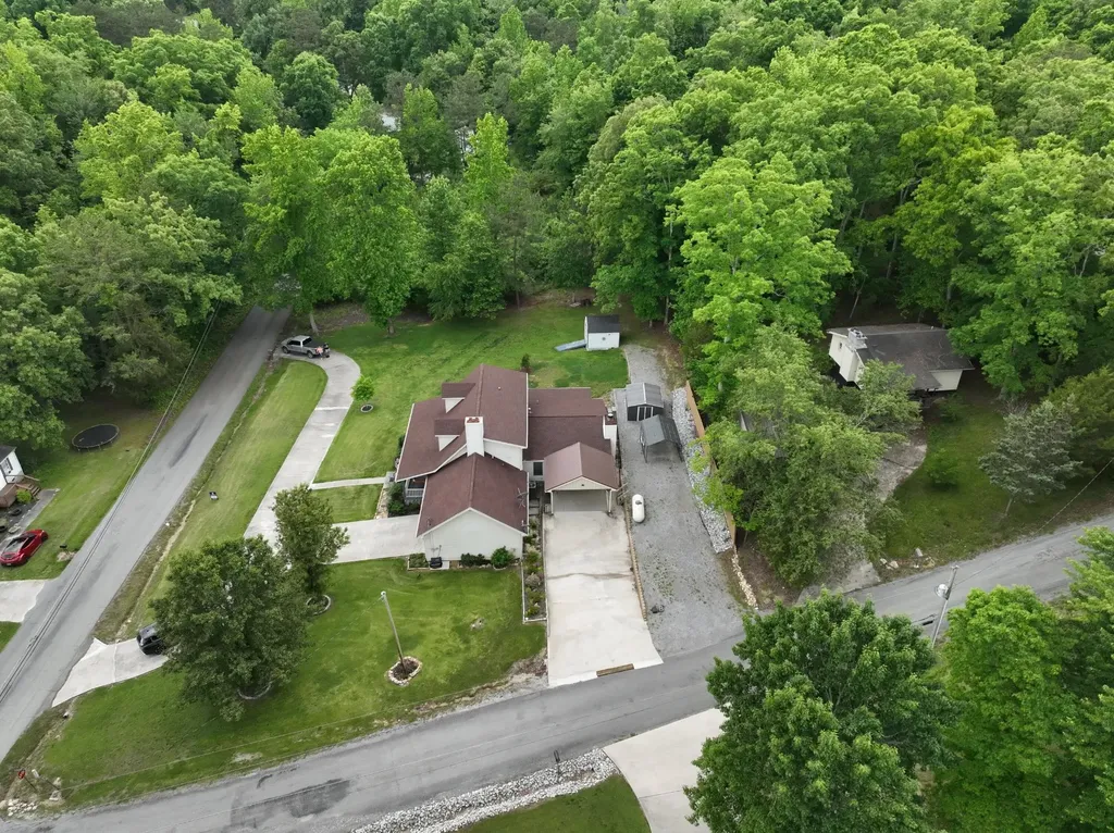 8441 Toestring Valley Road Spring City TN 37381