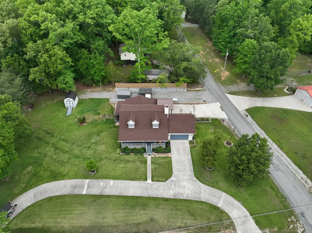8441 Toestring Valley Road Spring City TN 37381