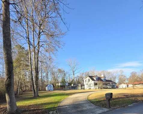 8441 Toestring Valley Road Spring City TN 37381