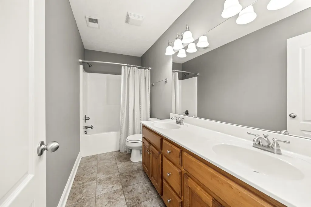 1022 Tower Hill Lane Hendersonville TN 37075