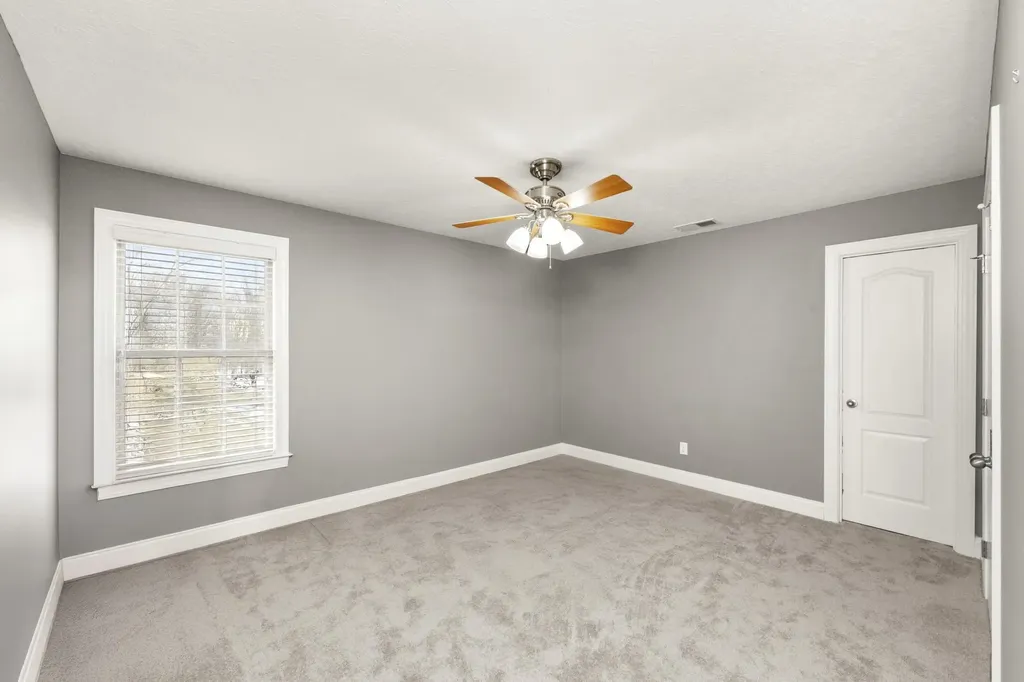 1022 Tower Hill Lane Hendersonville TN 37075