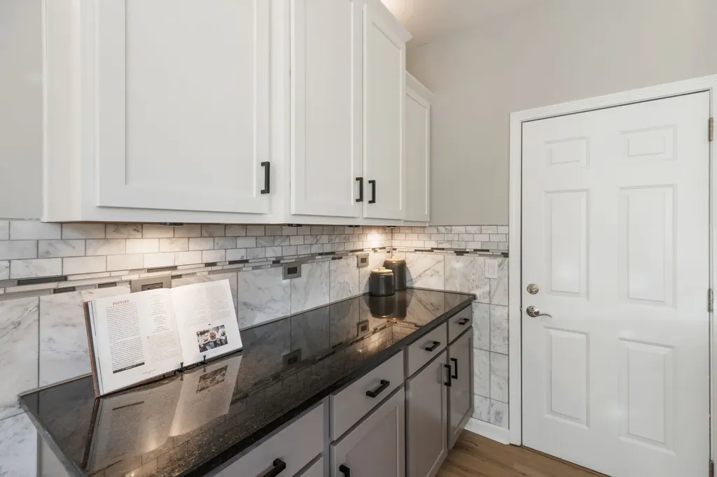 6841 Collinswood Drive Nashville TN 37221