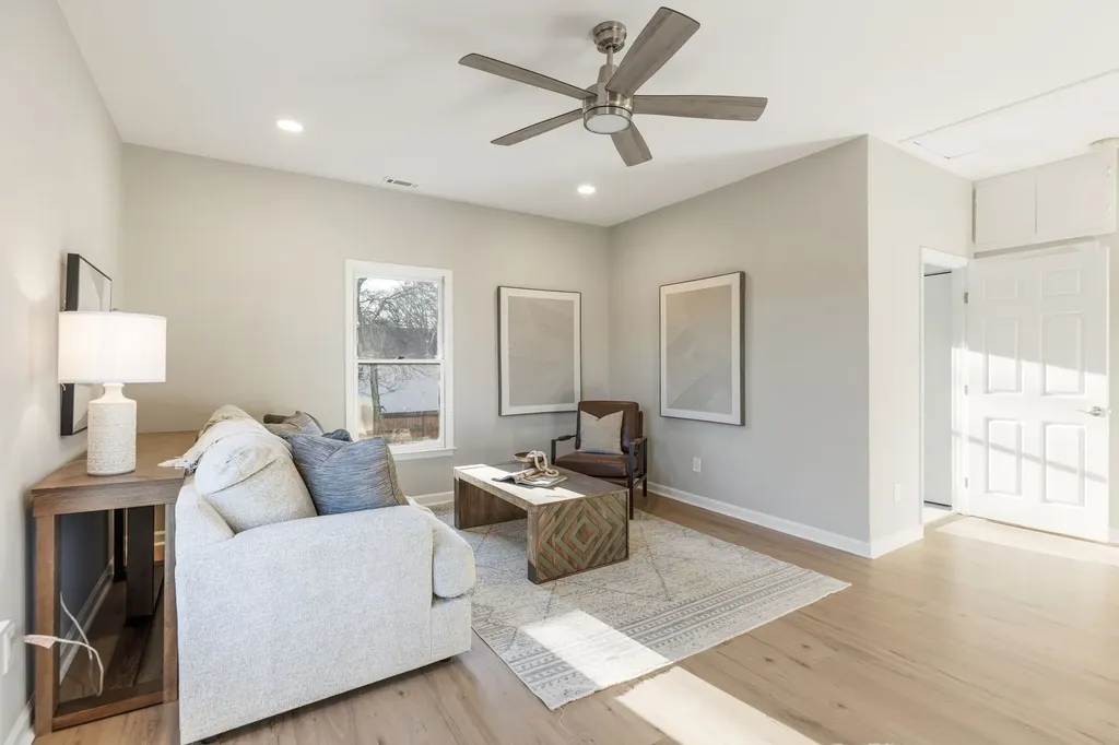 6841 Collinswood Drive Nashville TN 37221